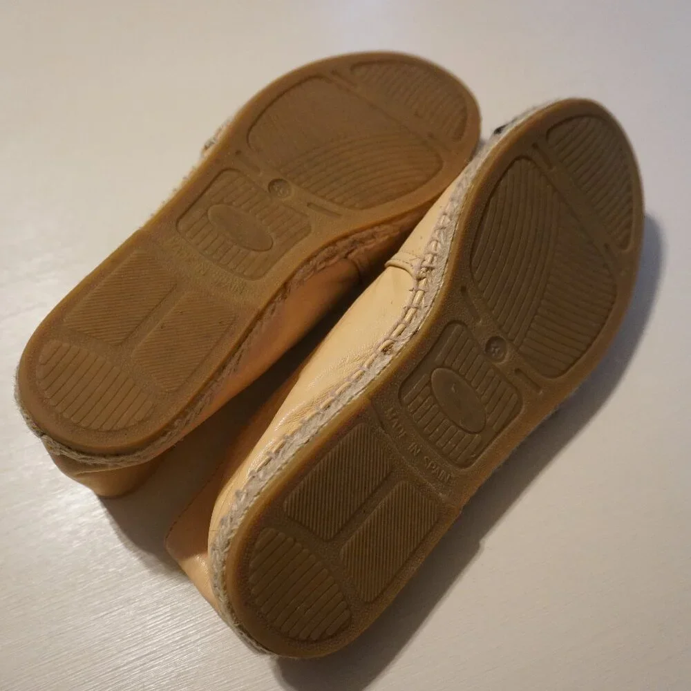 Anthropologie ~ Mint & Rose ~ Size 39 Cap‎ toe Espadrilles